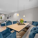 Lee Am Koenigshafen Sylt *