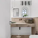 Lee Am Koenigshafen Sylt *