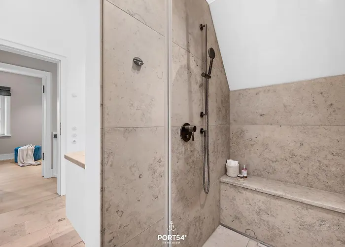 Lee Am Koenigshafen Sylt List